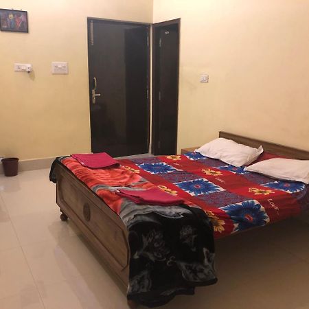 Gangotri Paying Guest House Varanasi Exterior foto