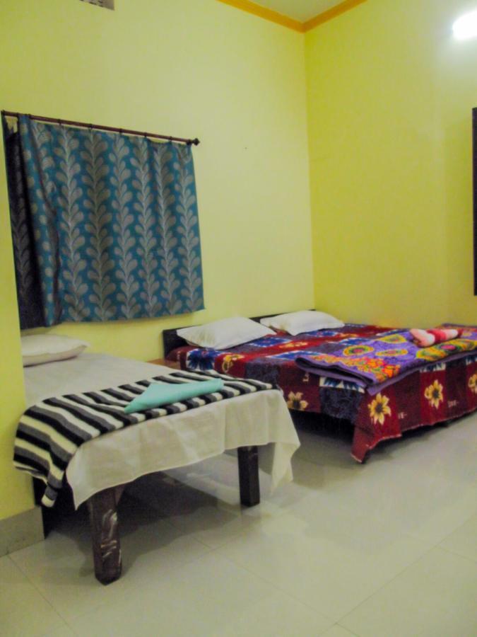 Gangotri Paying Guest House Varanasi Exterior foto