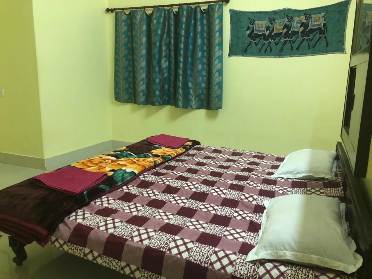 Gangotri Paying Guest House Varanasi Exterior foto